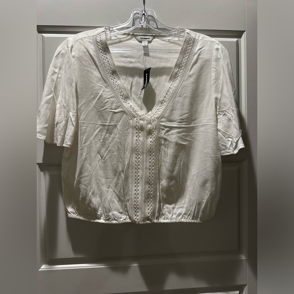 Express White Top